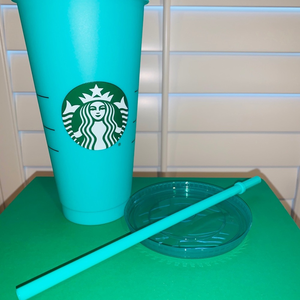 1 Starbucks Color Changng Summer 2020 cold tumbler